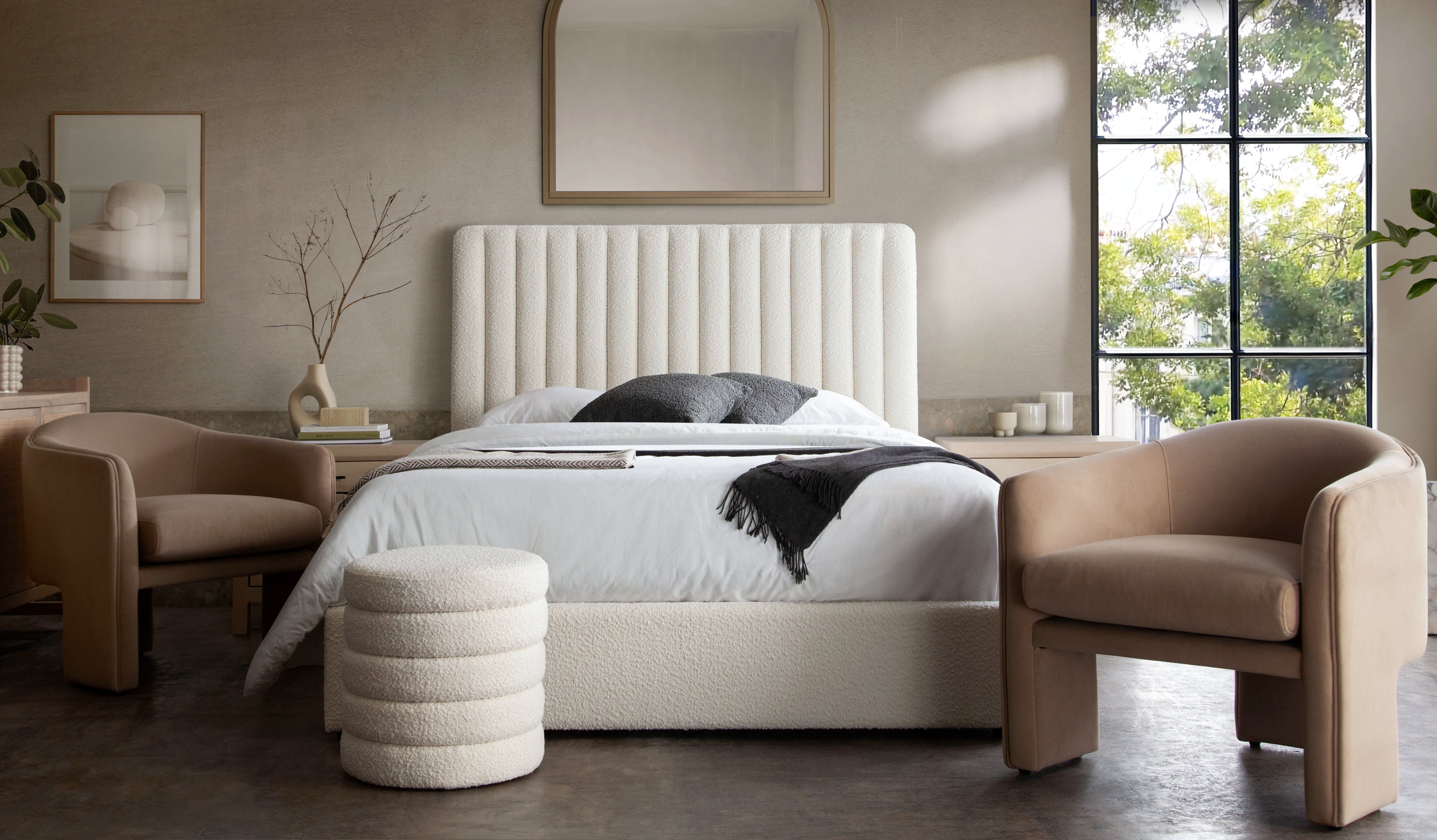 Bella Boucle Bed