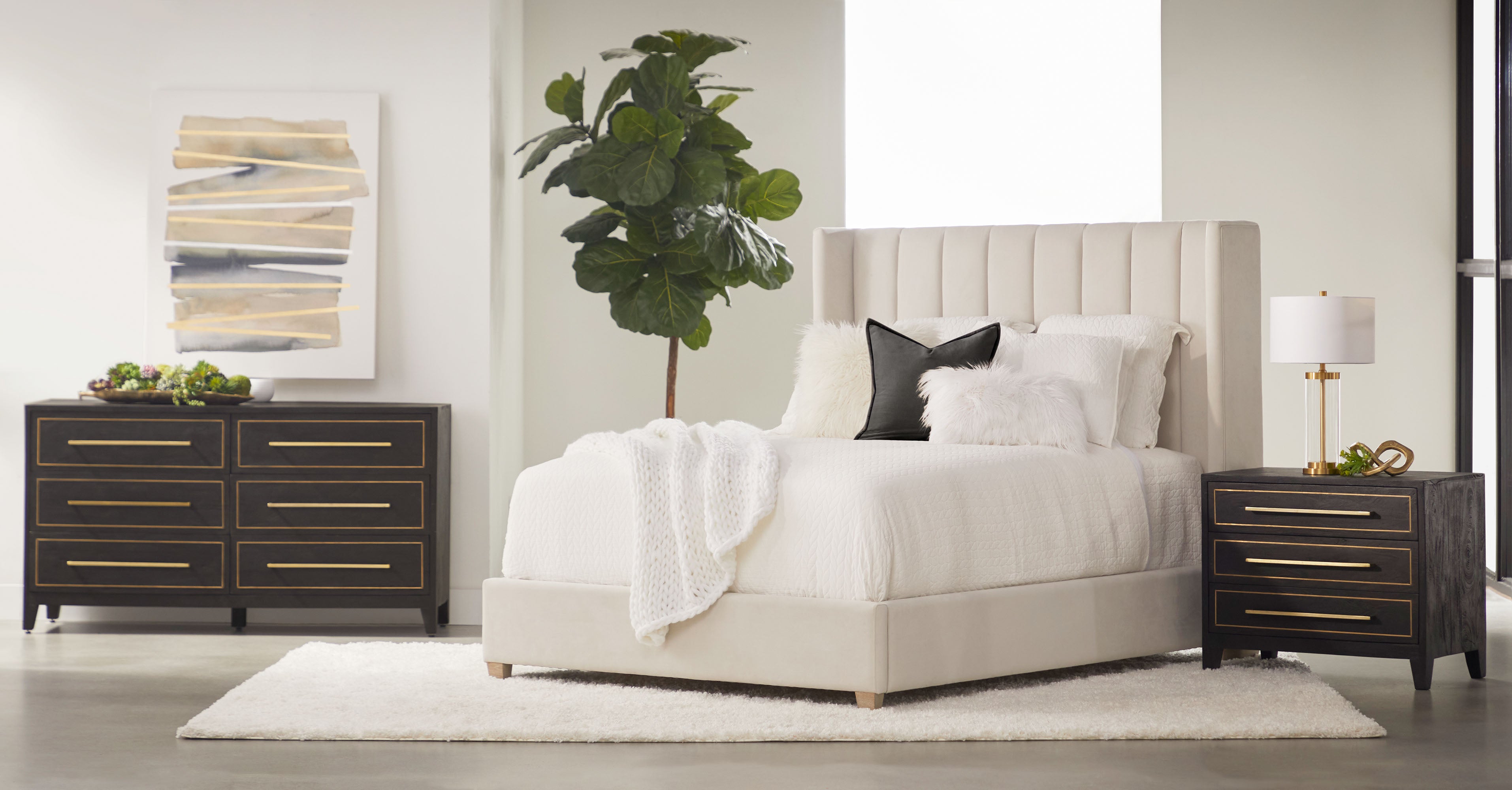 Chandler Bed - Cream Velvet