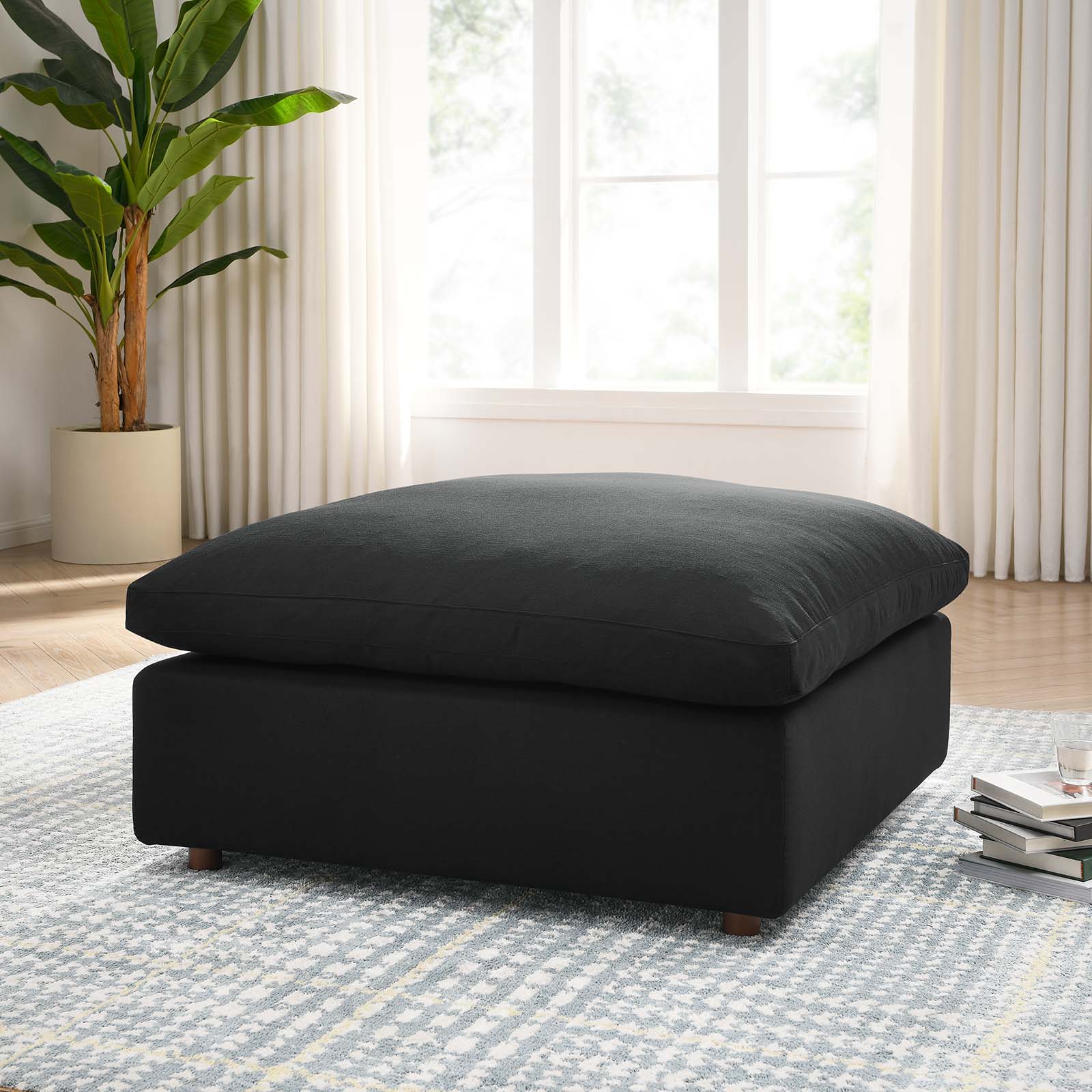 Cozy ottoman outlet